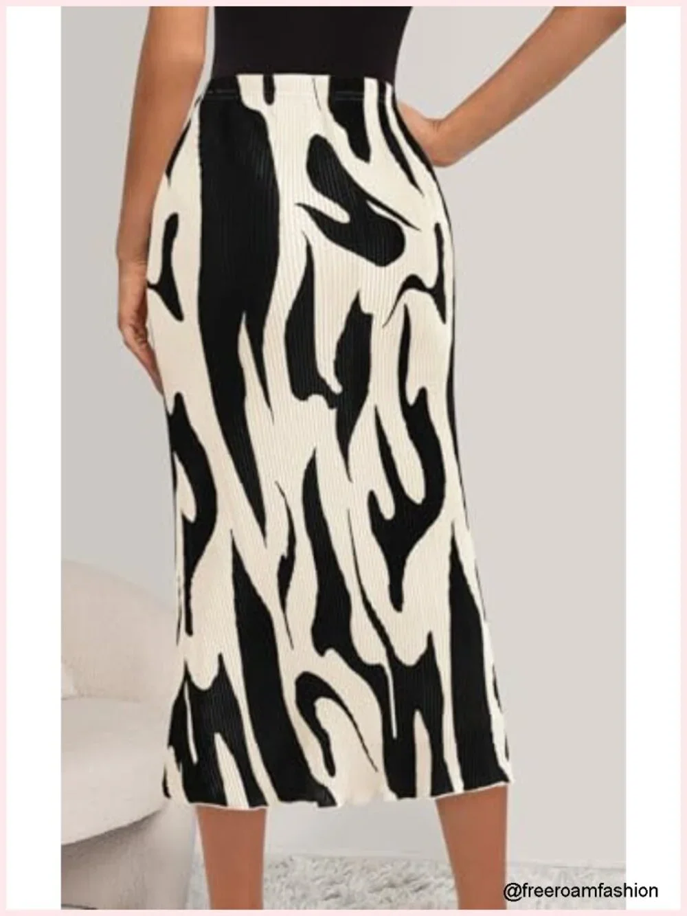 Graphic Print High Waist Plisse Midi Skirt with Ruffle Hem